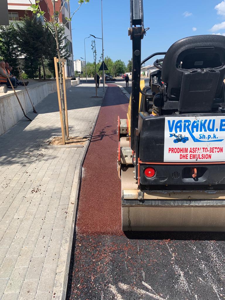 Supply and placement of asphalt in Unaza e Madhe, Tirana